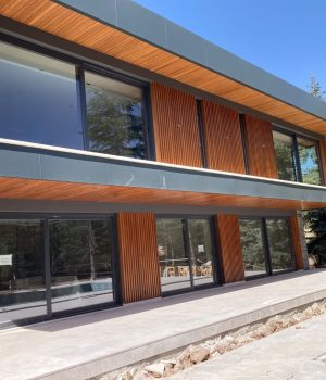 Teak iroko ahşap cephe-5